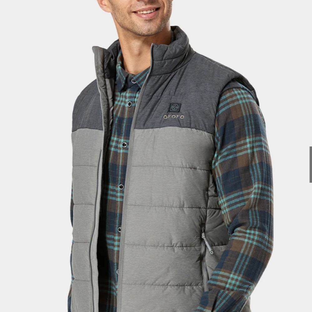 Men's Gray Performance Puffer Vest - Picture 2 of 9